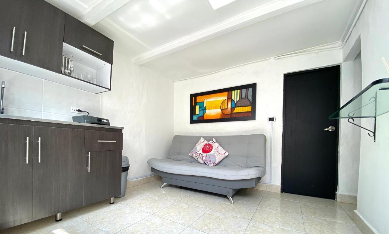 Cozy Apartment In The Poblado San Lucas Medellín Eksteriør billede