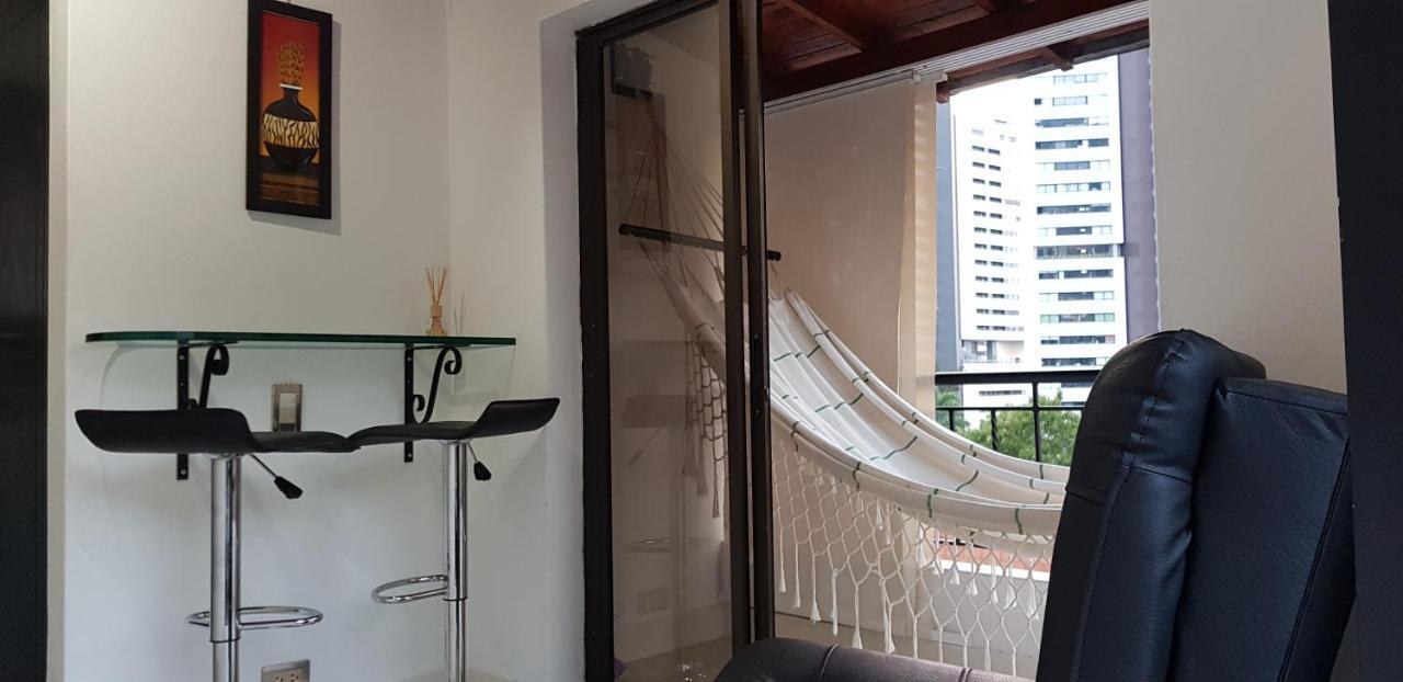 Cozy Apartment In The Poblado San Lucas Medellín Eksteriør billede